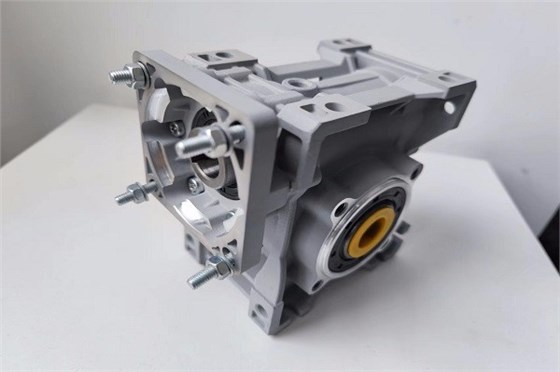 艾思捷蝸輪減速機.jpg 艾思捷蝸輪減速機.jpg