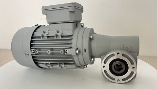 意大利艾思捷洗車機設備專用減速機之XRV040型號洗車機減速機