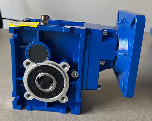 艾思捷技術教您蝸輪蝸桿減速機怎么選一款合適的伺服電機配套？ (4).jpg